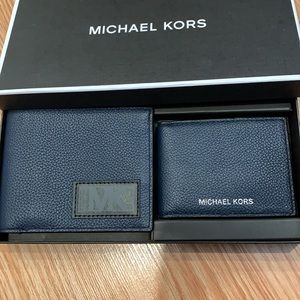 NWT Michael Kors 2 wallet box set. Navy